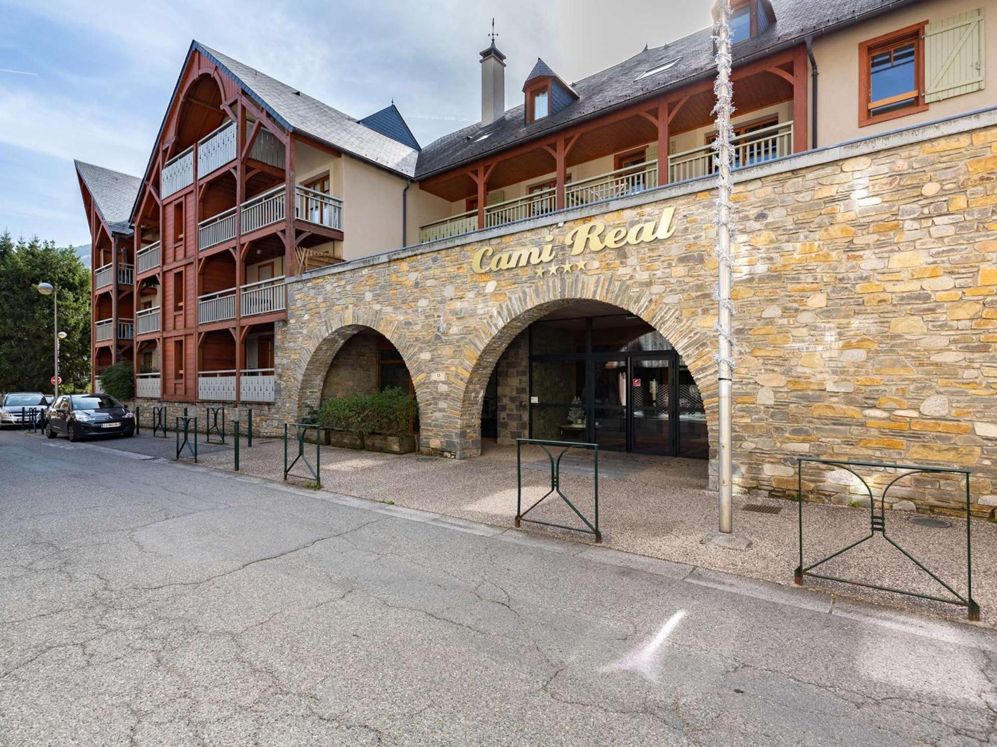 Appartement Duplex Centre Saint-Lary Avec Piscine, Sauna Et Parking - Fr-1-296-395 Luaran gambar